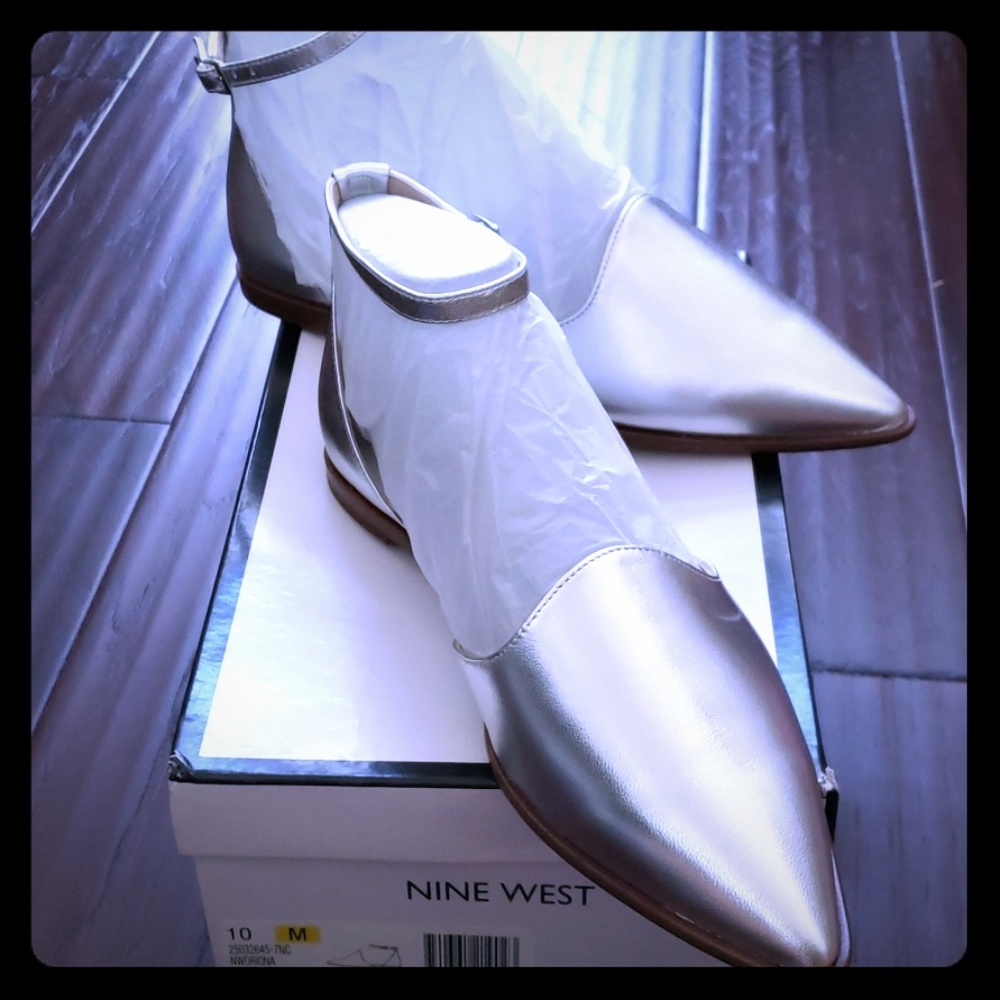 Nine West Oriona Flats